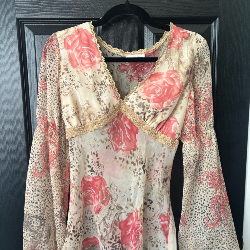 Wrapper Pink and Beige Floral Y2K Sheer Blouse with Bell Sleeves
